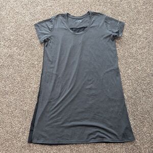 Columbia Short Sleeve Active Dress Size Large Gray And Black Pockets